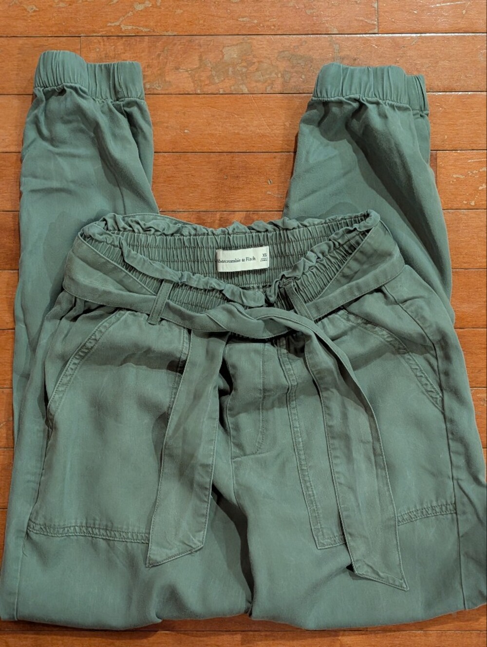 Abercrombie & Fitch Olive Green 100% Lyocell Paper Bag Waist Cargo Joggers XS